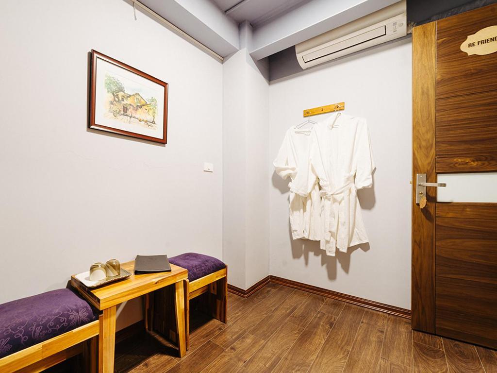 Ha Noi Re Hostel Ханой Екстериор снимка